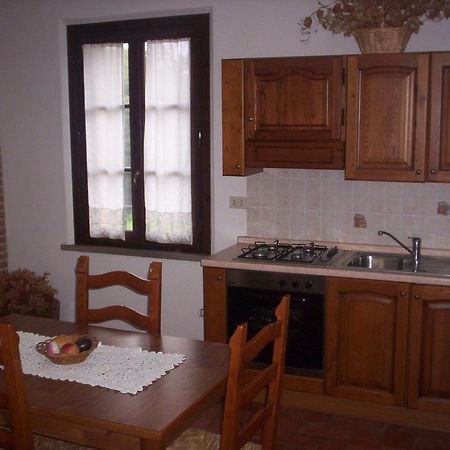 Agriturismo Antica Riserva กัสติลโยเน เดล ลาโก ภายนอก รูปภาพ