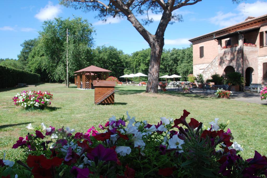 Agriturismo Antica Riserva กัสติลโยเน เดล ลาโก ภายนอก รูปภาพ