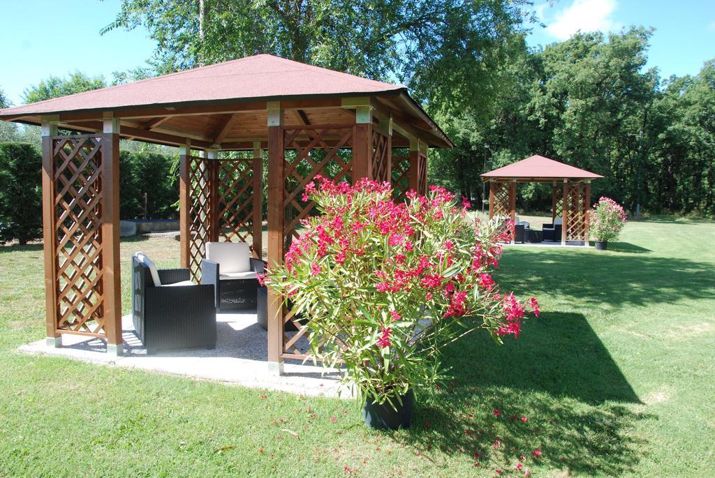 Agriturismo Antica Riserva กัสติลโยเน เดล ลาโก ภายนอก รูปภาพ