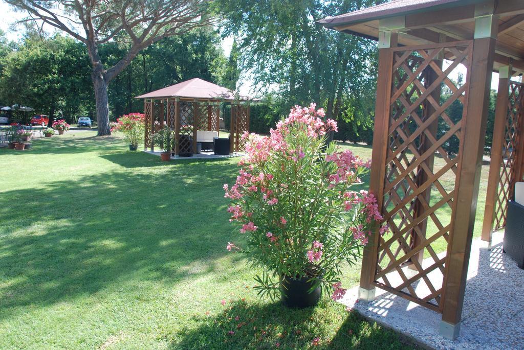 Agriturismo Antica Riserva กัสติลโยเน เดล ลาโก ภายนอก รูปภาพ