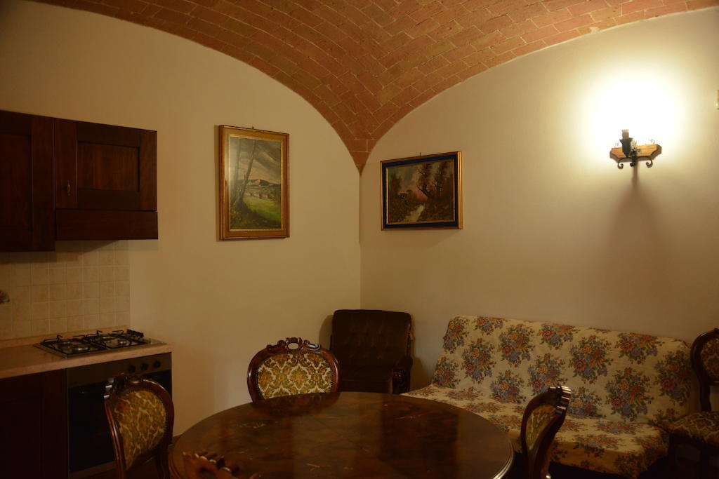 Agriturismo Antica Riserva กัสติลโยเน เดล ลาโก ห้อง รูปภาพ